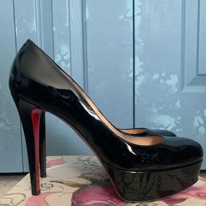 Christian Louboutin Black Patent Leather Platform Pumps Size 38 Used